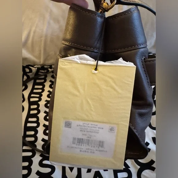 Marc Jacobs THE DAKOTA SMALL SATCHEL - Ganache - Picture 10 of 16